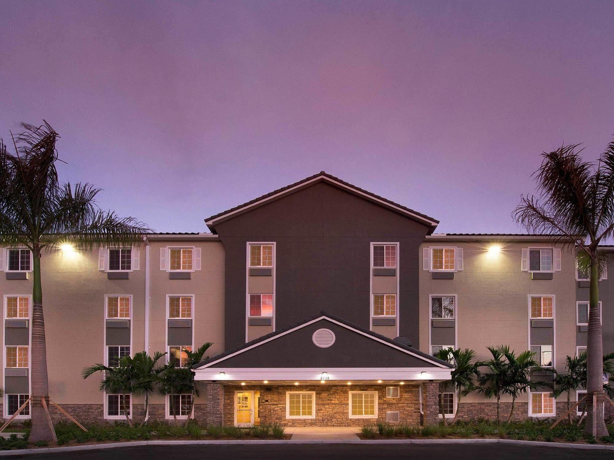 Extended Stay America Select Suites - Fort Lauderdale - Airport - West Davie Bagian luar foto